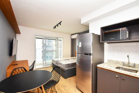 Studio de kitnet/studio para alugar com 1 quarto, 25m² em Pinheiros, São Paulo