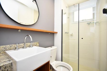 Studio para alugar com 25m², 1 quarto e sem vaga Studio para alugar com 25m², 1 quarto e sem vagaBanheiro social