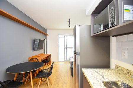 Studio para alugar com 25m², 1 quarto e sem vaga Studio para alugar com 25m², 1 quarto e sem vagaCozinha
