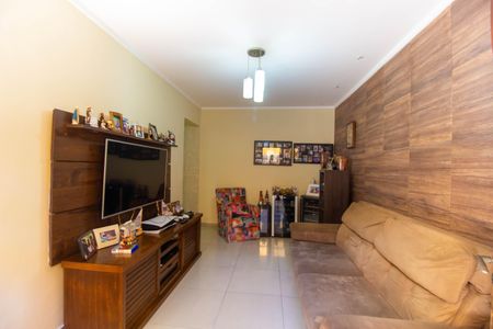 Casa para alugar com 120m², 3 quartos e 2 vagas