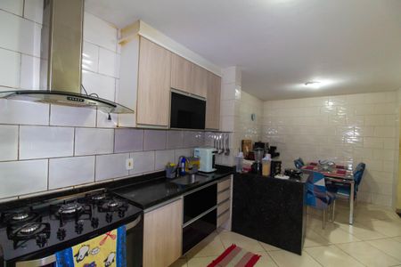 Casa para alugar com 120m², 3 quartos e 2 vagas