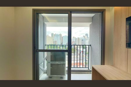 Studio para alugar com 27m², 1 quarto e sem vaga Studio para alugar com 27m², 1 quarto e sem vagaVaranda