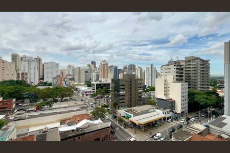 Studio para alugar com 27m², 1 quarto e sem vaga Studio para alugar com 27m², 1 quarto e sem vagaVaranda