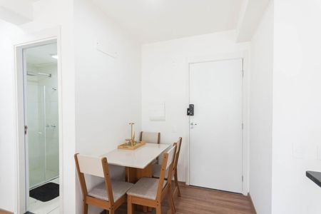 Sala de apartamento para alugar com 2 quartos, 50m² em Santo Cristo, Rio de Janeiro