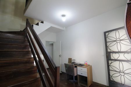 Casa à venda com 1400m², 4 quartos e 5 vagasSala