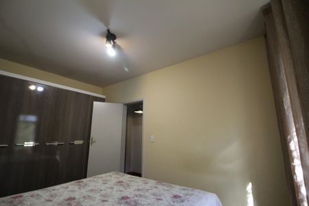 Casa à venda com 1400m², 4 quartos e 5 vagasQuarto