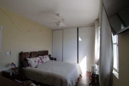 Casa à venda com 1400m², 4 quartos e 5 vagasQuarto 3
