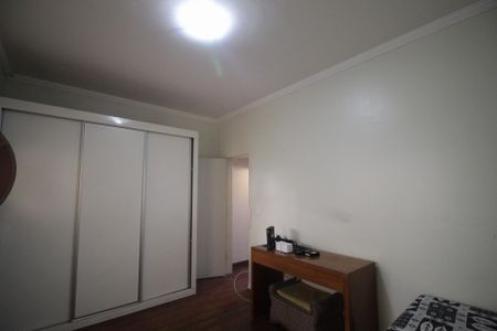 Casa à venda com 1400m², 4 quartos e 5 vagasQuarto 2