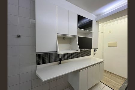 Apartamento à venda com 64m², 3 quartos e 2 vagasCozinha