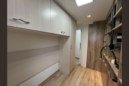 Apartamento à venda com 64m², 3 quartos e 2 vagasQuarto