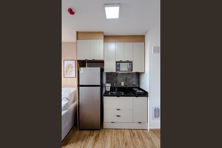 Studio para alugar com 28m², 1 quarto e sem vaga Studio para alugar com 28m², 1 quarto e sem vagaCozinha