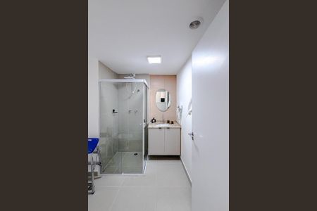 Studio para alugar com 28m², 1 quarto e sem vaga Studio para alugar com 28m², 1 quarto e sem vagaBanheiro