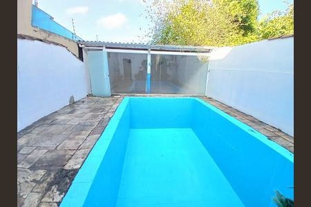 Casa à venda com 227m², 3 quartos e 4 vagas
