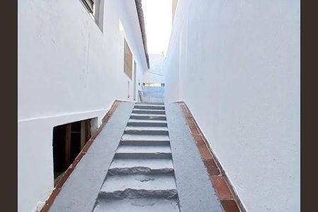 Casa à venda com 227m², 3 quartos e 4 vagas