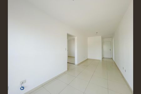 Sala de apartamento à venda com 2 quartos, 50m² em São Pedro, Osasco