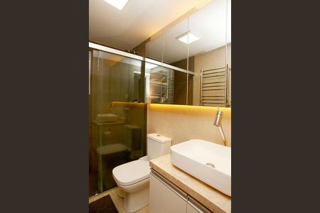 Apartamento à venda com 70m², 2 quartos e sem vagaBanheiro