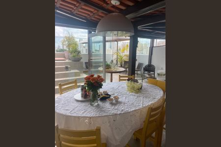 Apartamento à venda com 160m², 3 quartos e 2 vagas Apartamento à venda com 160m², 3 quartos e 2 vagasSala de Jantar