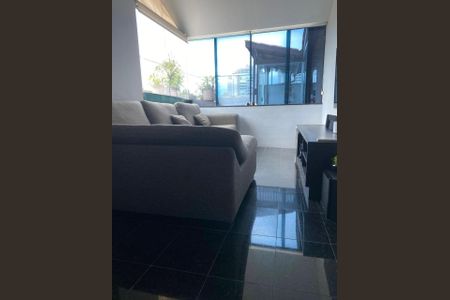 Apartamento à venda com 160m², 3 quartos e 2 vagas Apartamento à venda com 160m², 3 quartos e 2 vagasSala