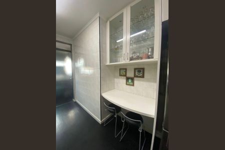Apartamento à venda com 160m², 3 quartos e 2 vagas Apartamento à venda com 160m², 3 quartos e 2 vagasCozinha