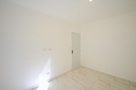 Quarto de casa para alugar com 1 quarto, 32m² em Vila Pirajussara, São Paulo