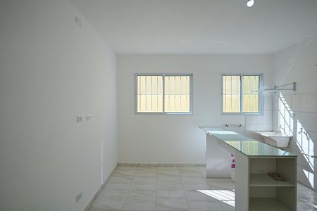 Sala de casa para alugar com 1 quarto, 32m² em Vila Pirajussara, São Paulo