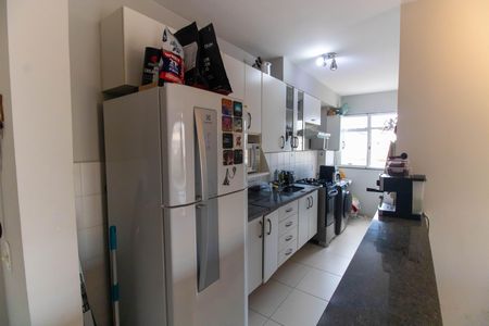 Apartamento à venda com 62m², 2 quartos e 1 vaga Apartamento à venda com 62m², 2 quartos e 1 vagaCozinha e Área de Serviço