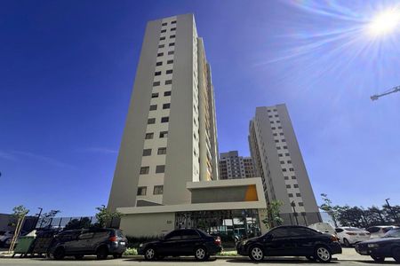Apartamento à venda com 61m², 2 quartos e 1 vagaFachada e portaria 