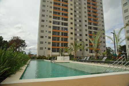 Apartamento à venda com 61m², 2 quartos e 1 vagaÁrea comum - Piscina