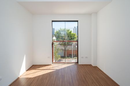 Casa à venda com 104m², 2 quartos e 1 vaga Casa à venda com 104m², 2 quartos e 1 vagaSuíte