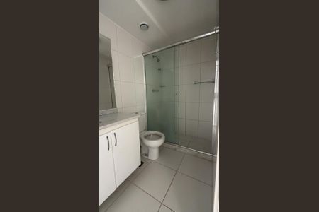 Apartamento à venda com 71m², 2 quartos e 1 vaga Apartamento à venda com 71m², 2 quartos e 1 vagaBanheiro