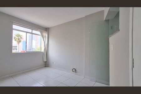 Apartamento à venda com 46m², 1 quarto e sem vaga Apartamento à venda com 46m², 1 quarto e sem vagaSala