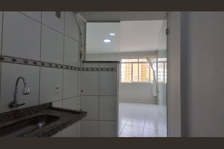 Apartamento à venda com 46m², 1 quarto e sem vaga Apartamento à venda com 46m², 1 quarto e sem vagaCozinha