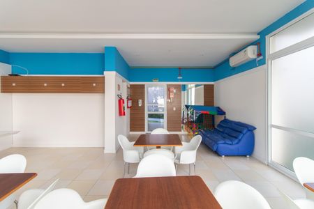 Apartamento à venda com 50m², 2 quartos e 1 vaga Apartamento à venda com 50m², 2 quartos e 1 vagaÁrea comum - Salão de festas