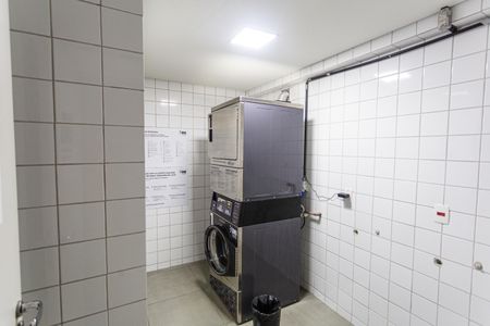 Apartamento à venda com 50m², 1 quarto e 2 vagas Apartamento à venda com 50m², 1 quarto e 2 vagasÁrea comum - Lavanderia