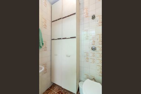Casa à venda com 83m², 2 quartos e 1 vaga Casa à venda com 83m², 2 quartos e 1 vagaBanheiro de Serviço