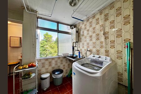 Apartamento à venda com 96m², 3 quartos e 1 vaga Apartamento à venda com 96m², 3 quartos e 1 vagaLavanderia