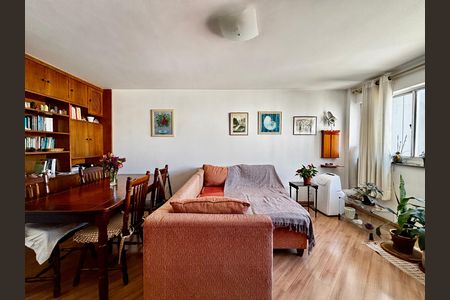 Apartamento à venda com 96m², 3 quartos e 1 vaga Apartamento à venda com 96m², 3 quartos e 1 vagaSala