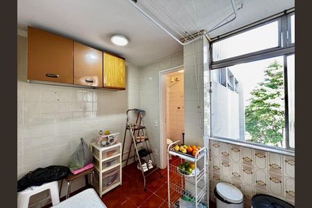 Apartamento à venda com 96m², 3 quartos e 1 vaga Apartamento à venda com 96m², 3 quartos e 1 vagaLavanderia