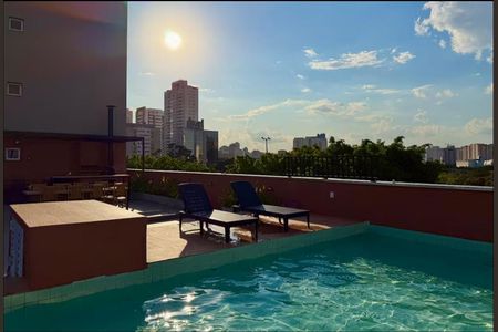 Apartamento à venda com 25m², 1 quarto e sem vaga Apartamento à venda com 25m², 1 quarto e sem vagaPiscina