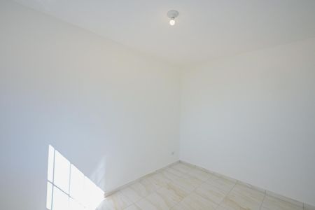 Quarto de casa para alugar com 1 quarto, 31m² em Vila Pirajussara, São Paulo