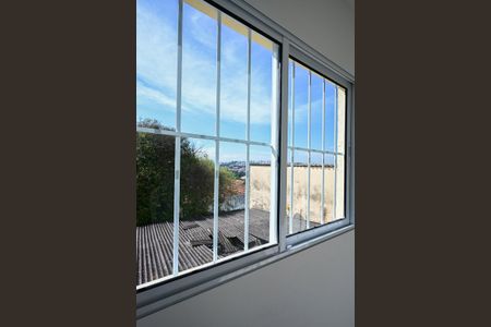 Vista de casa para alugar com 1 quarto, 31m² em Vila Pirajussara, São Paulo