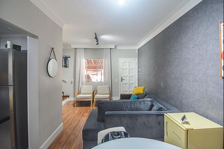 Casa de condomínio à venda com 90m², 2 quartos e 2 vagas Casa de condomínio à venda com 90m², 2 quartos e 2 vagasSala