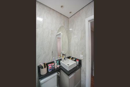 Casa de condomínio à venda com 90m², 2 quartos e 2 vagas Casa de condomínio à venda com 90m², 2 quartos e 2 vagasBanheiro
