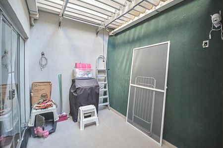 Casa de condomínio à venda com 90m², 2 quartos e 2 vagas Casa de condomínio à venda com 90m², 2 quartos e 2 vagasÁrea de Serviço