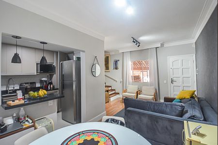 Casa de condomínio à venda com 90m², 2 quartos e 2 vagas Casa de condomínio à venda com 90m², 2 quartos e 2 vagasSala
