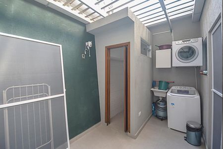 Casa de condomínio à venda com 90m², 2 quartos e 2 vagas Casa de condomínio à venda com 90m², 2 quartos e 2 vagasÁrea de Serviço