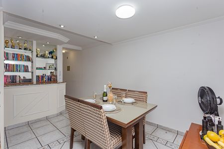 Apartamento à venda com 63m², 2 quartos e 1 vaga Apartamento à venda com 63m², 2 quartos e 1 vagaSala