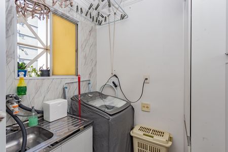 Apartamento à venda com 63m², 2 quartos e 1 vaga Apartamento à venda com 63m², 2 quartos e 1 vagaÁrea de Serviço