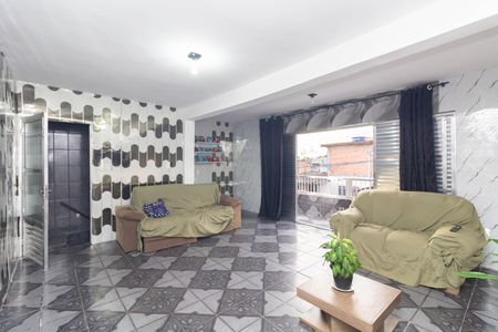 Sala de casa para alugar com 6 quartos, 246m² em Conjunto Habitacional Castro Alves, São Paulo