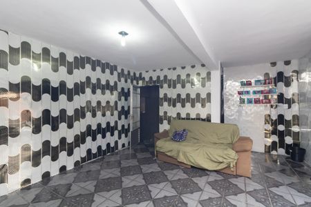 Sala de casa para alugar com 6 quartos, 246m² em Conjunto Habitacional Castro Alves, São Paulo